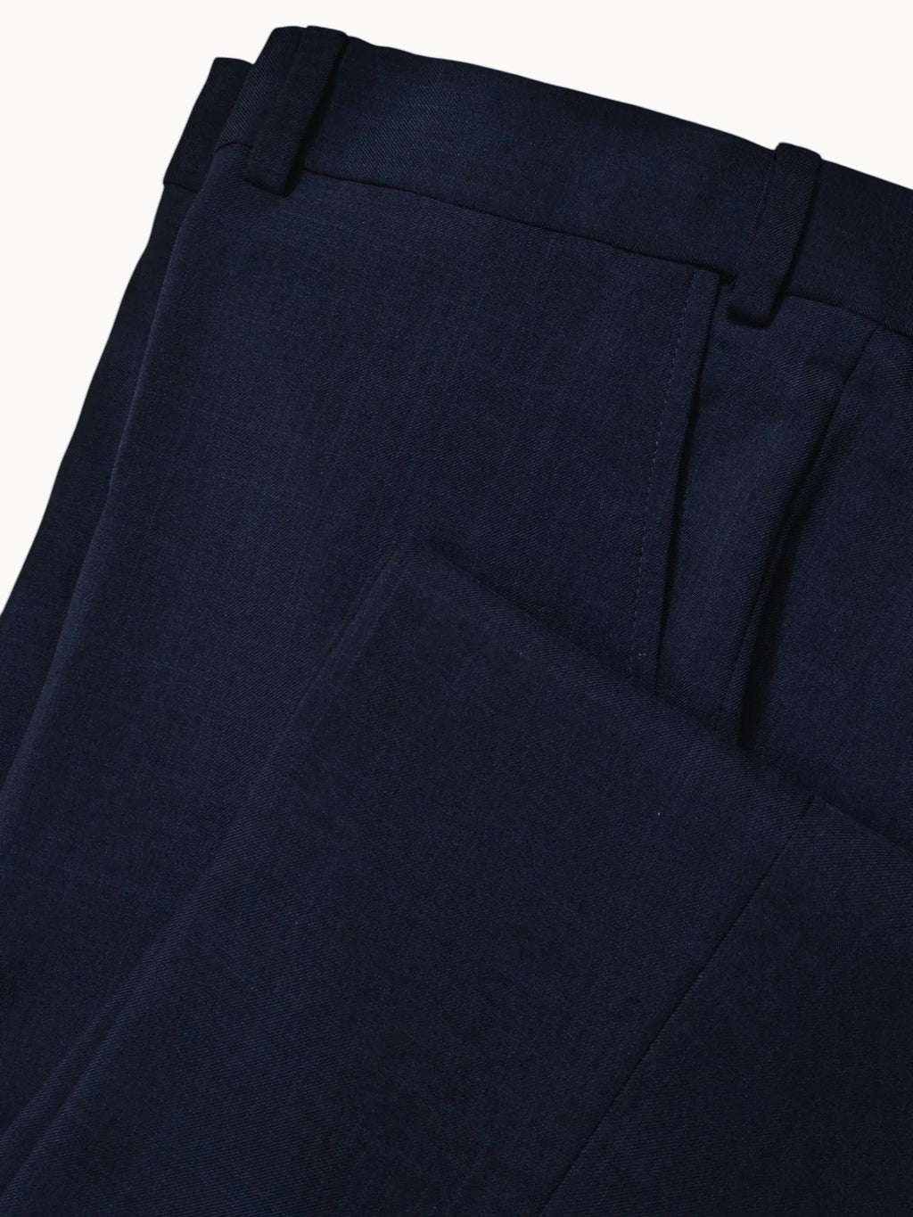 Geoffrey Beene - [42-43]