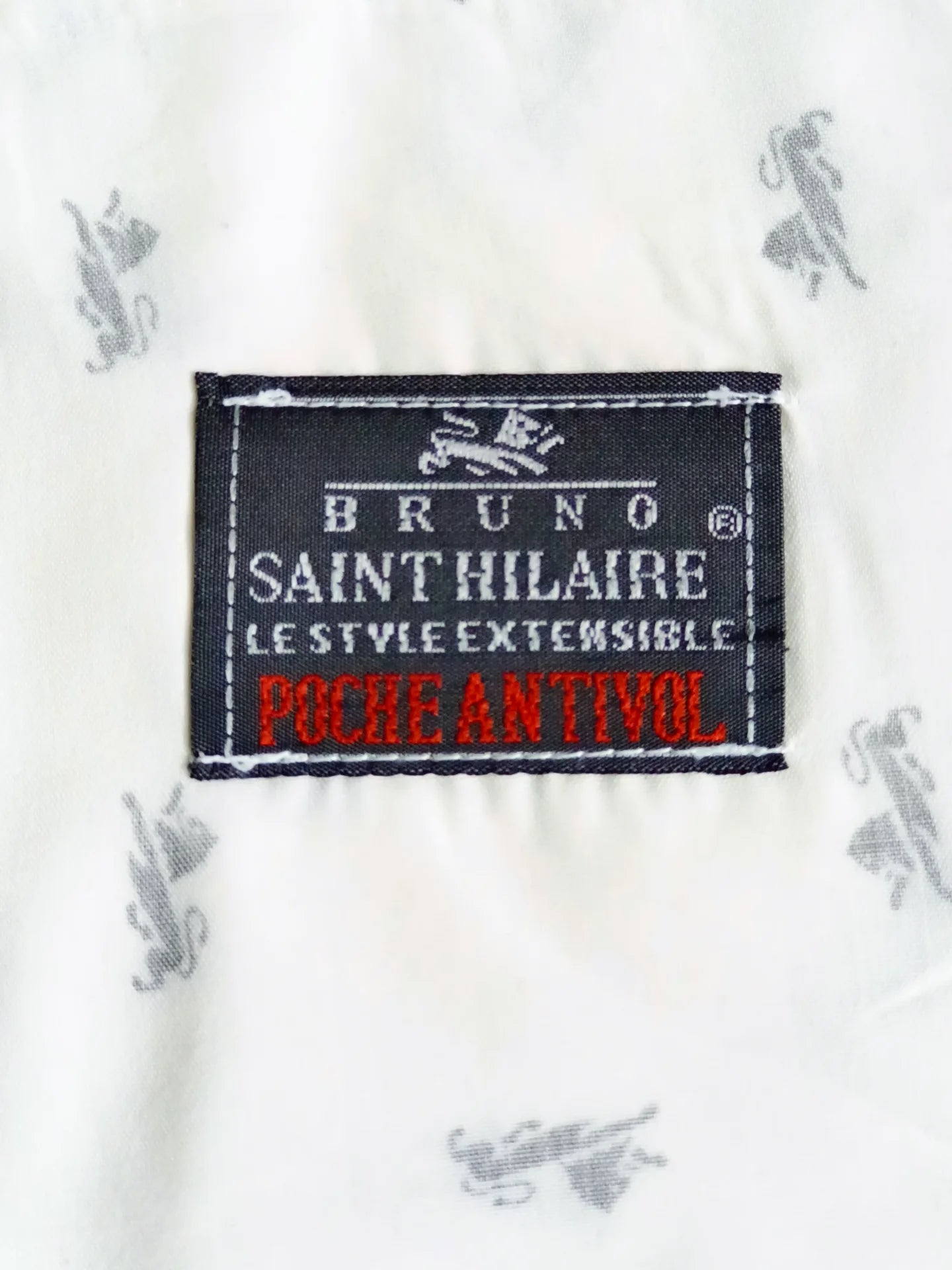 Saint Hilaire - [43-44]