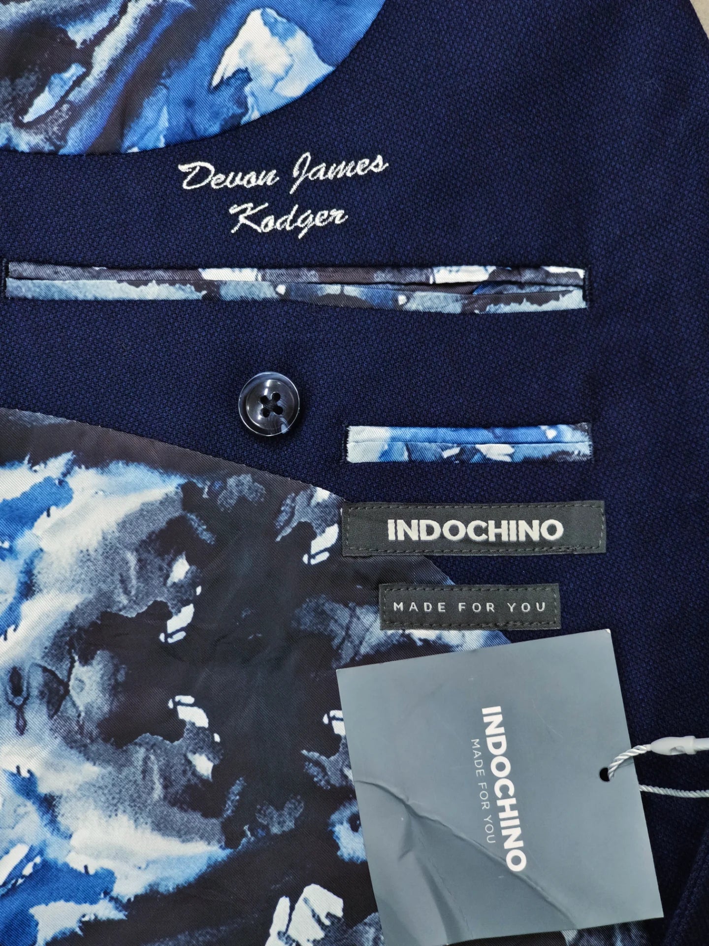 Indochino - [L]