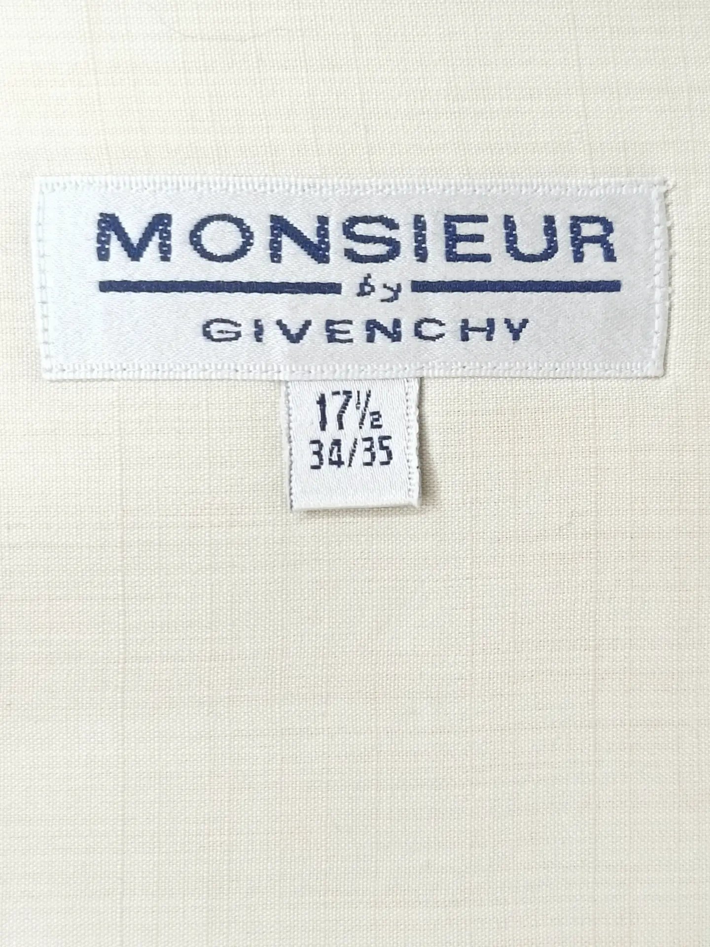 Givenchy - [17.5]