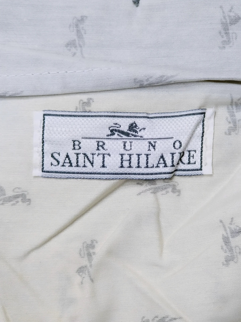 Saint Hilaire - [33-34]