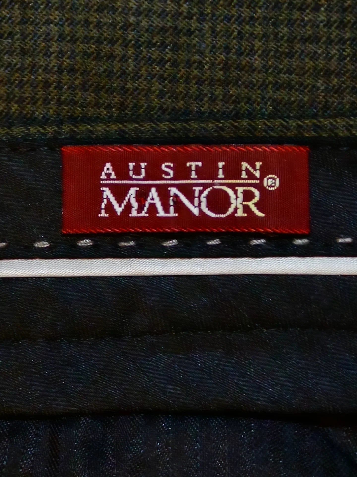 Austin Manor - [37-38]