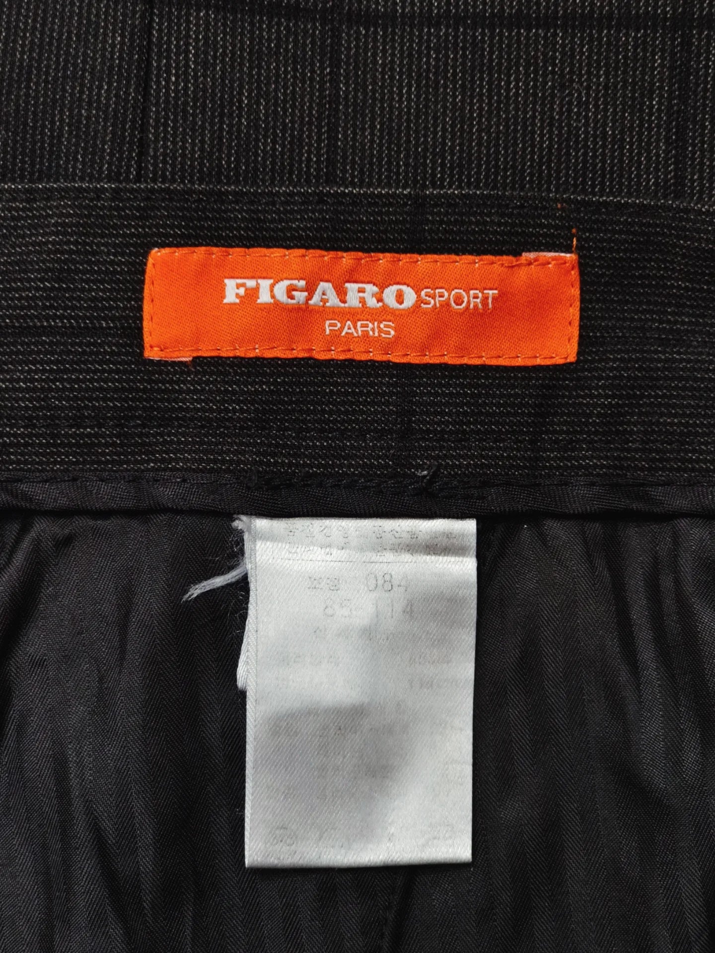 Figaro Paris - [32-33]