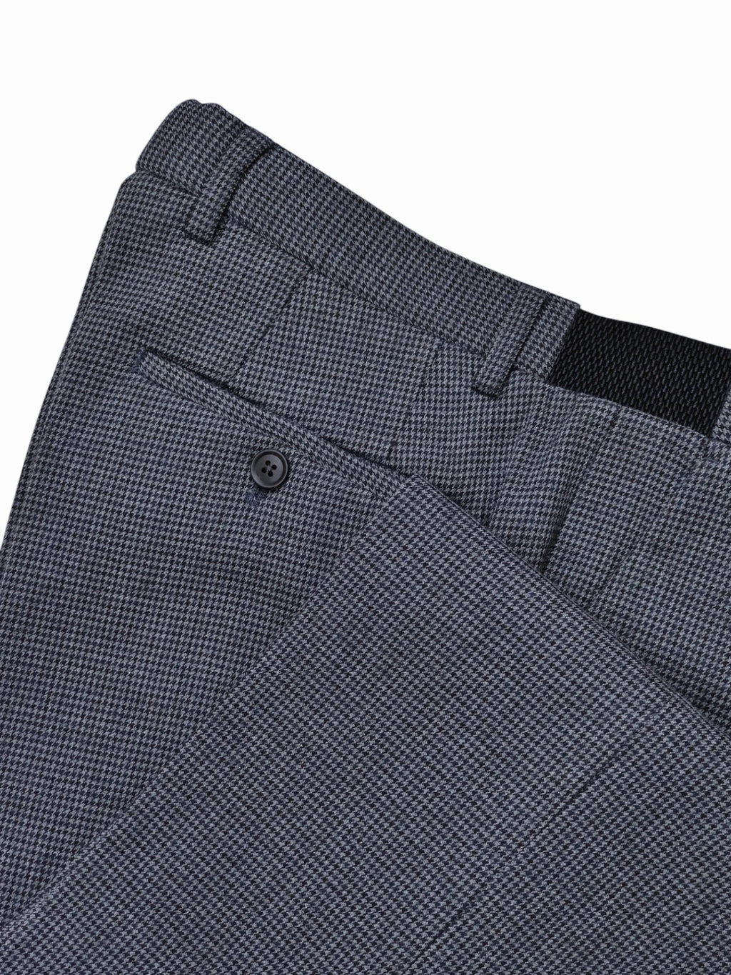 Lanzi Golf - [32-33]