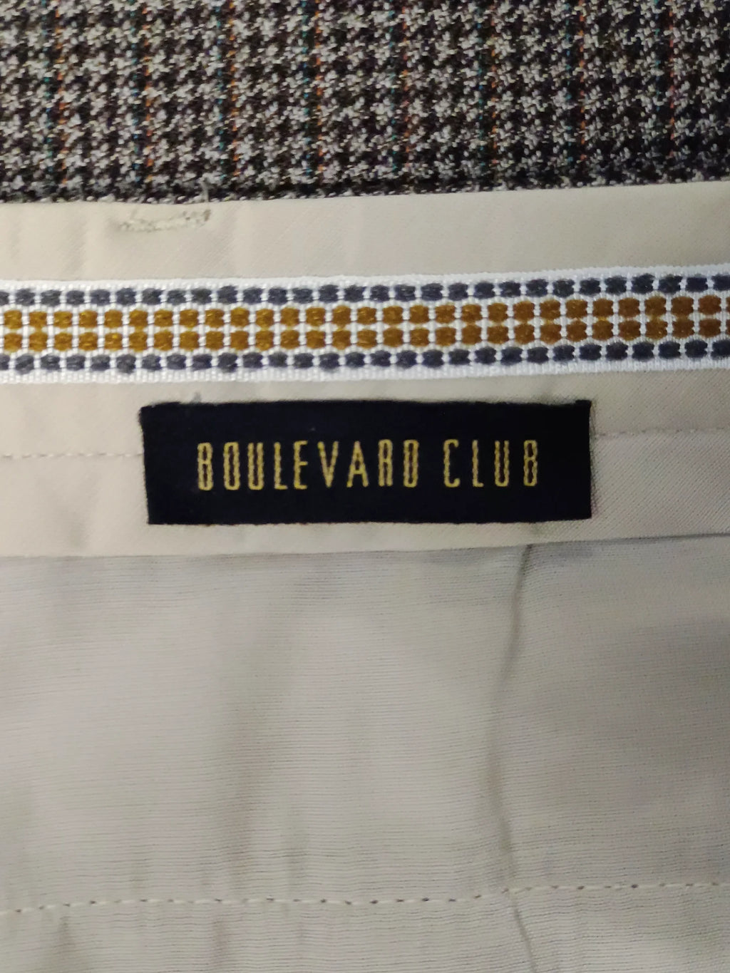 Boulevard Club - [37-38]
