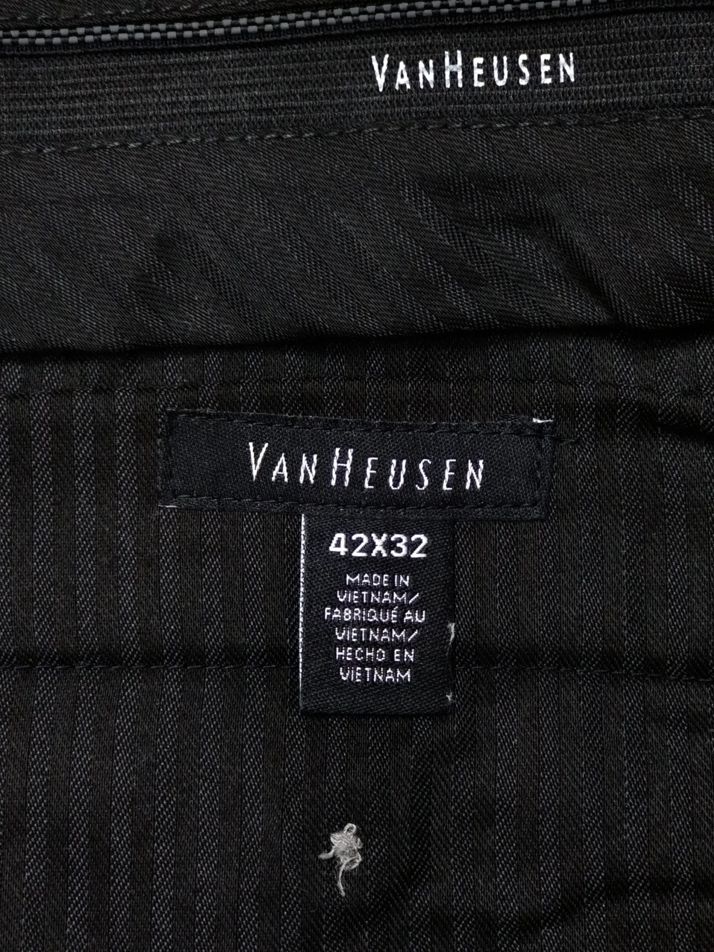 Van Heusen - [43-44]