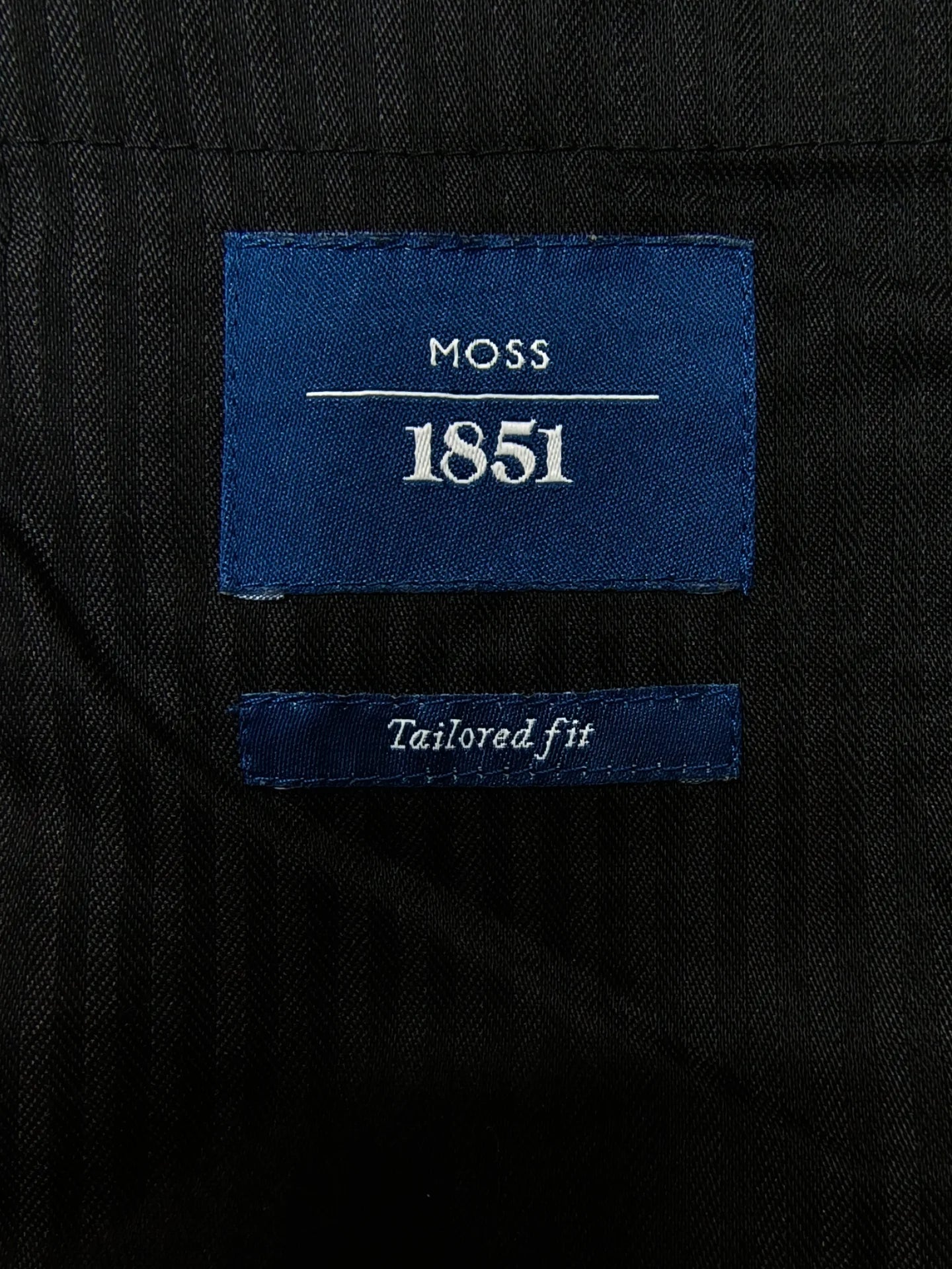 Moss London - [41-42]