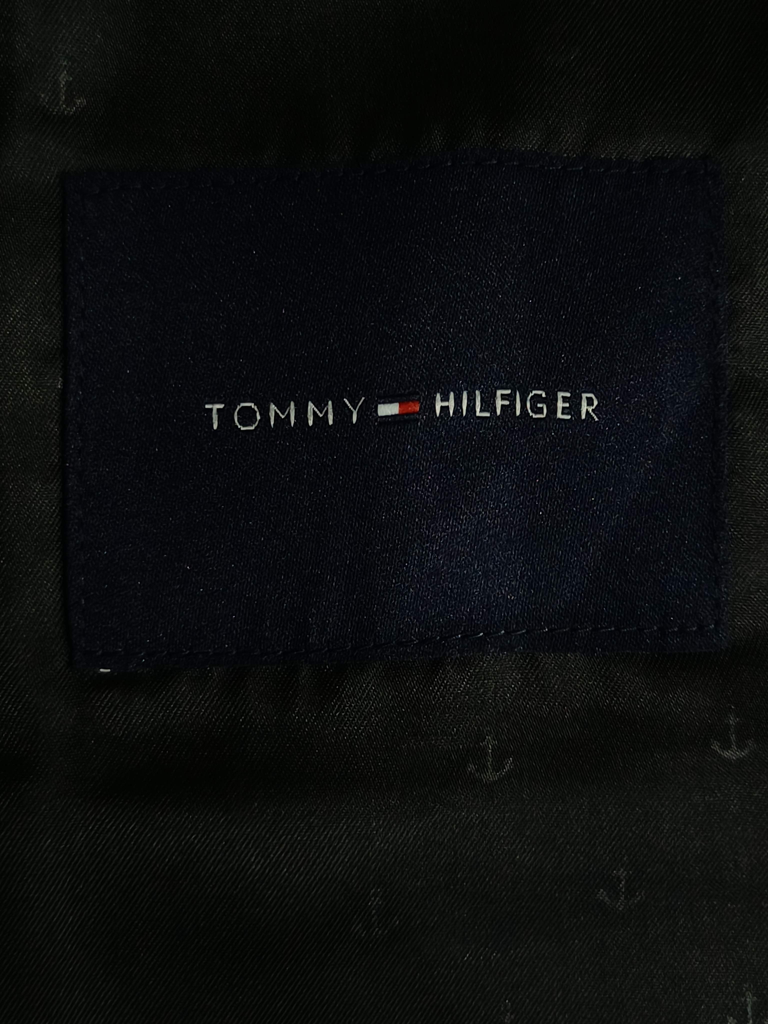 Tommy H. - [XL]