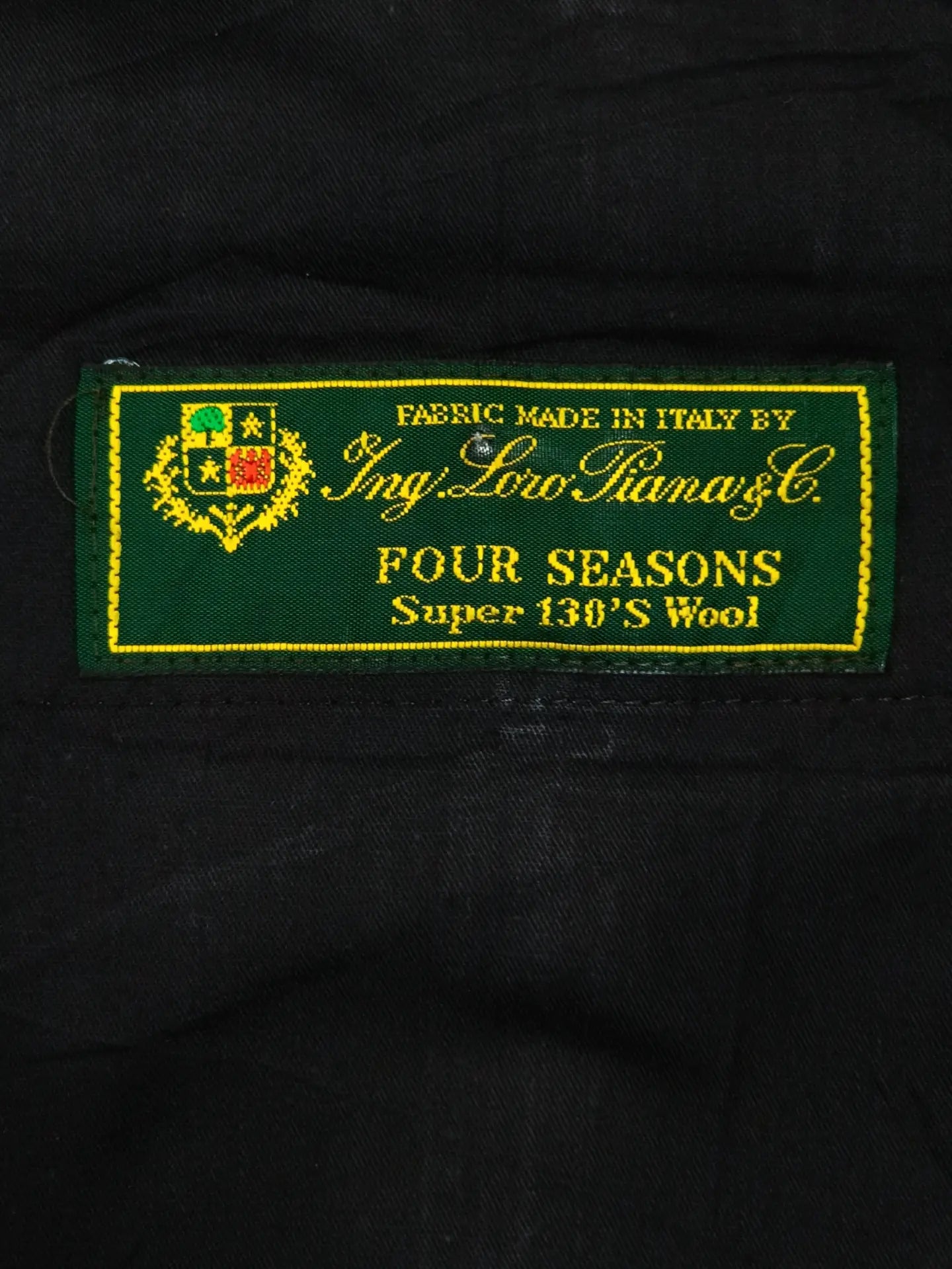 Loro Piana - [47-48]