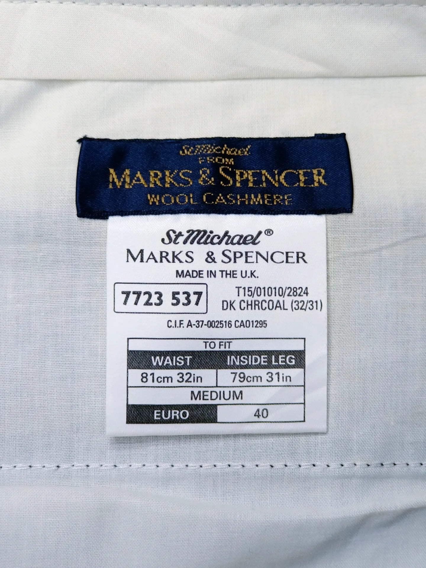 St. Michael M&S - [32-33]